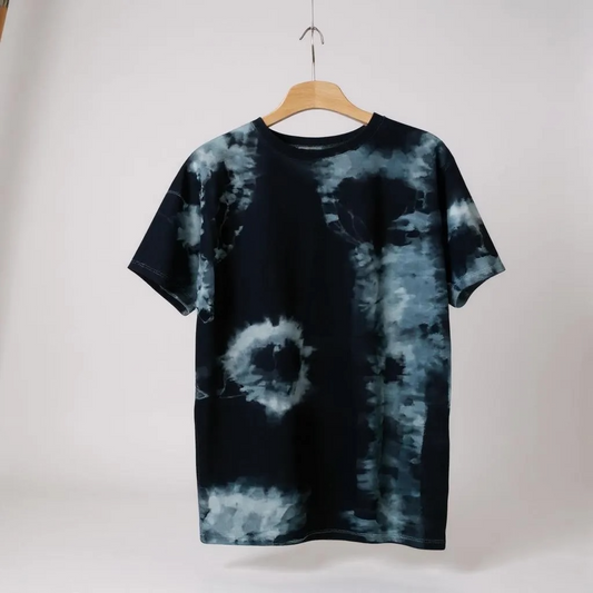 Tie-dye t-shirt size 9 to 12